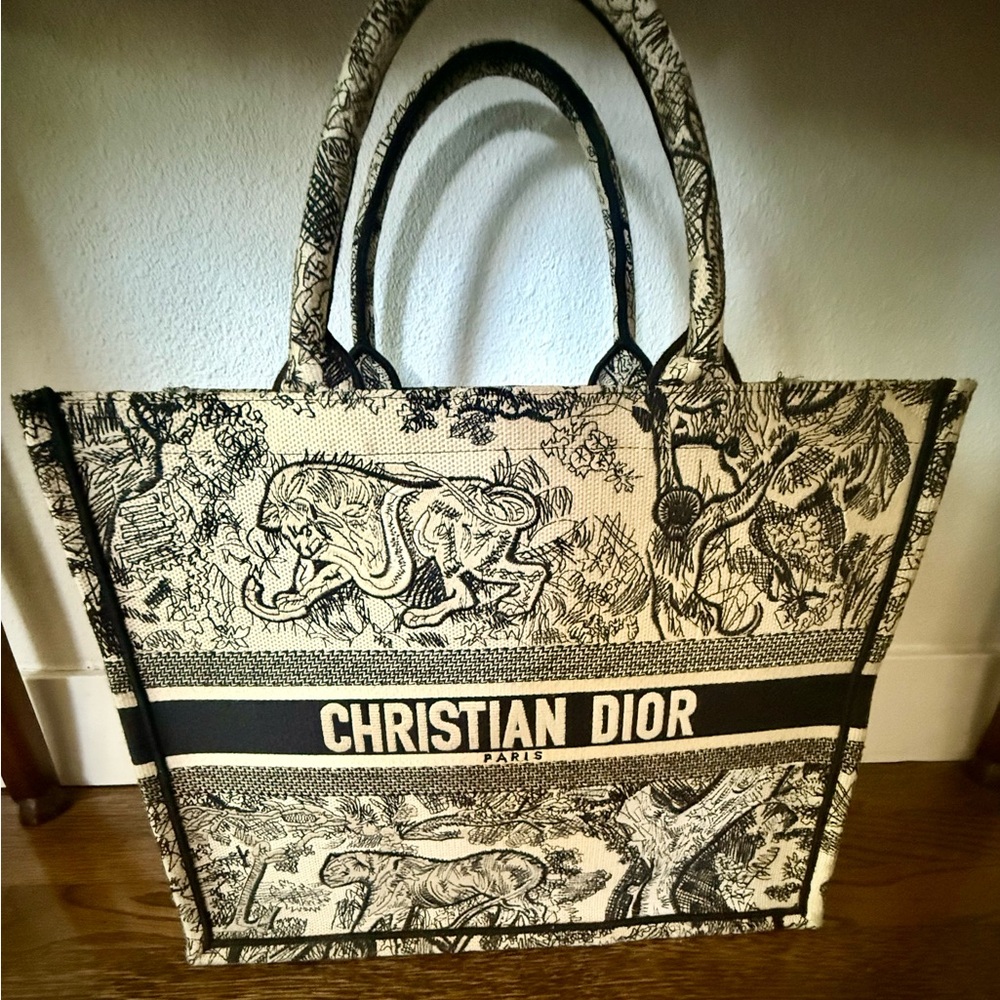 Christian Dior Tote Bag black and white